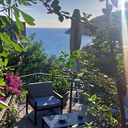 Appartamenti Enrica With Amazing View Монеглия Екстериор снимка