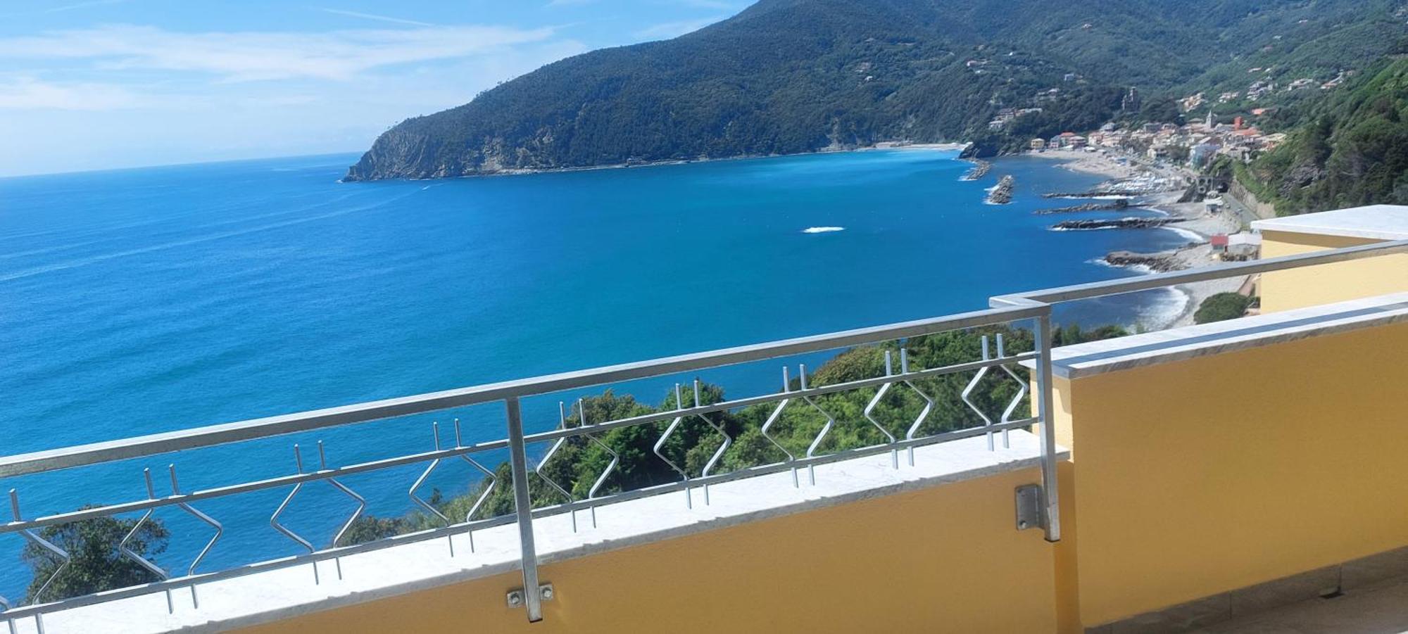 Appartamenti Enrica With Amazing View Монеглия Екстериор снимка