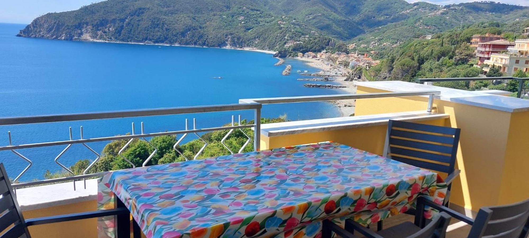 Appartamenti Enrica With Amazing View Монеглия Екстериор снимка