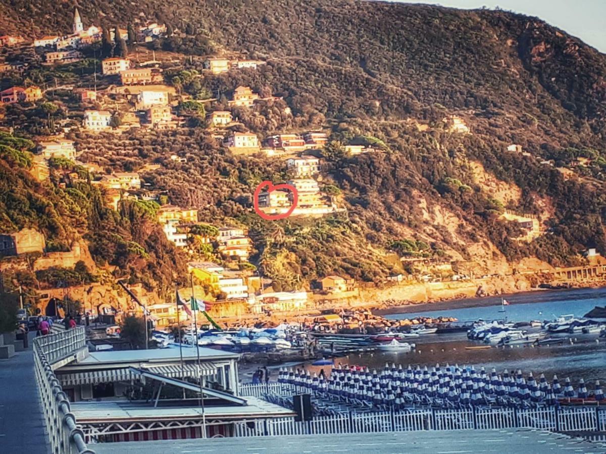 Appartamenti Enrica With Amazing View Монеглия Екстериор снимка