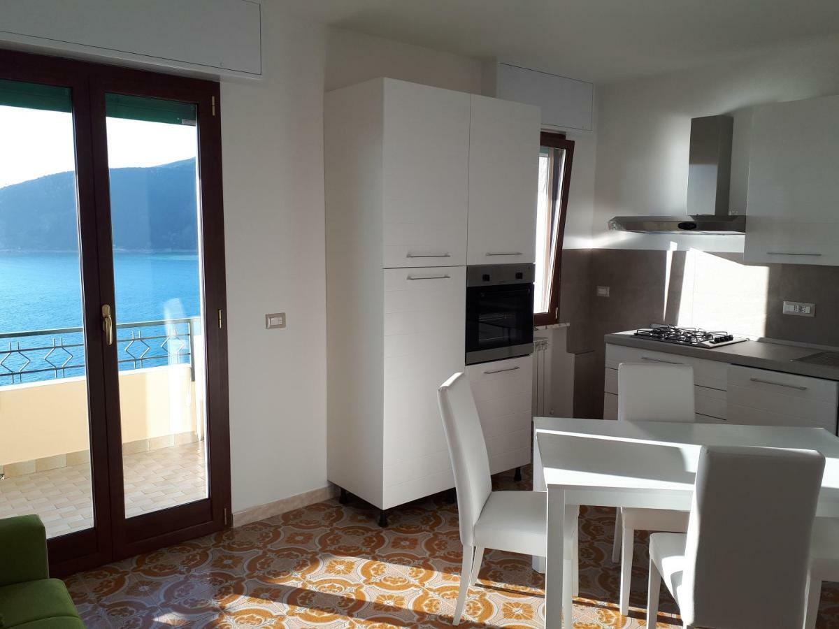 Appartamenti Enrica With Amazing View Монеглия Екстериор снимка