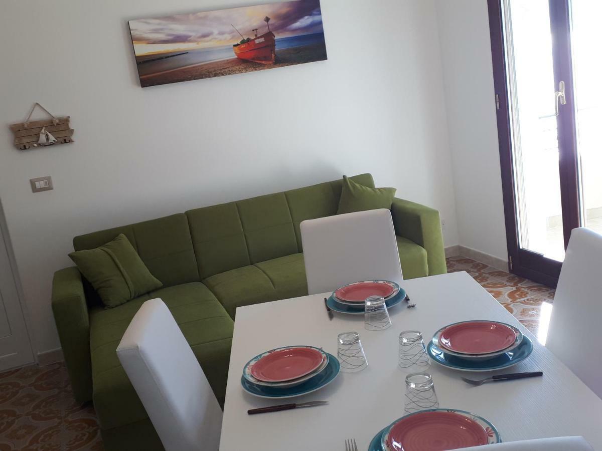 Appartamenti Enrica With Amazing View Монеглия Екстериор снимка